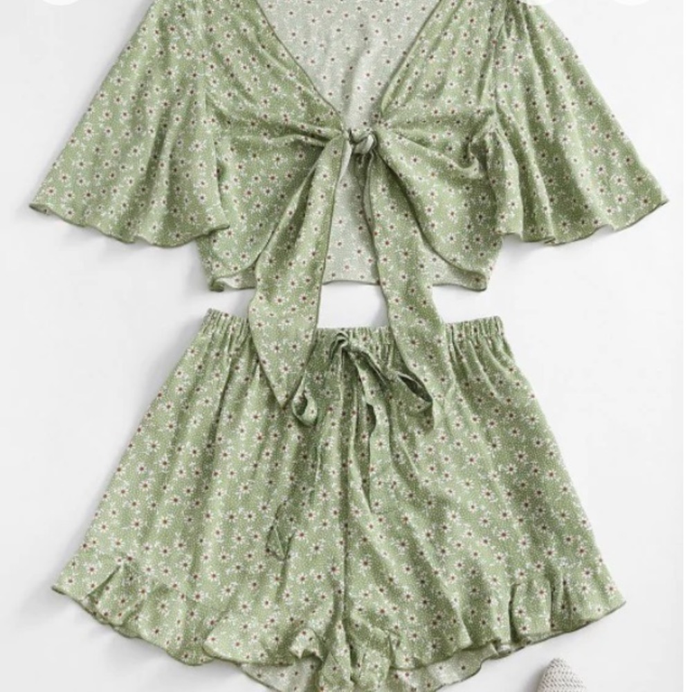 Zaful Ditsy Print Short Set